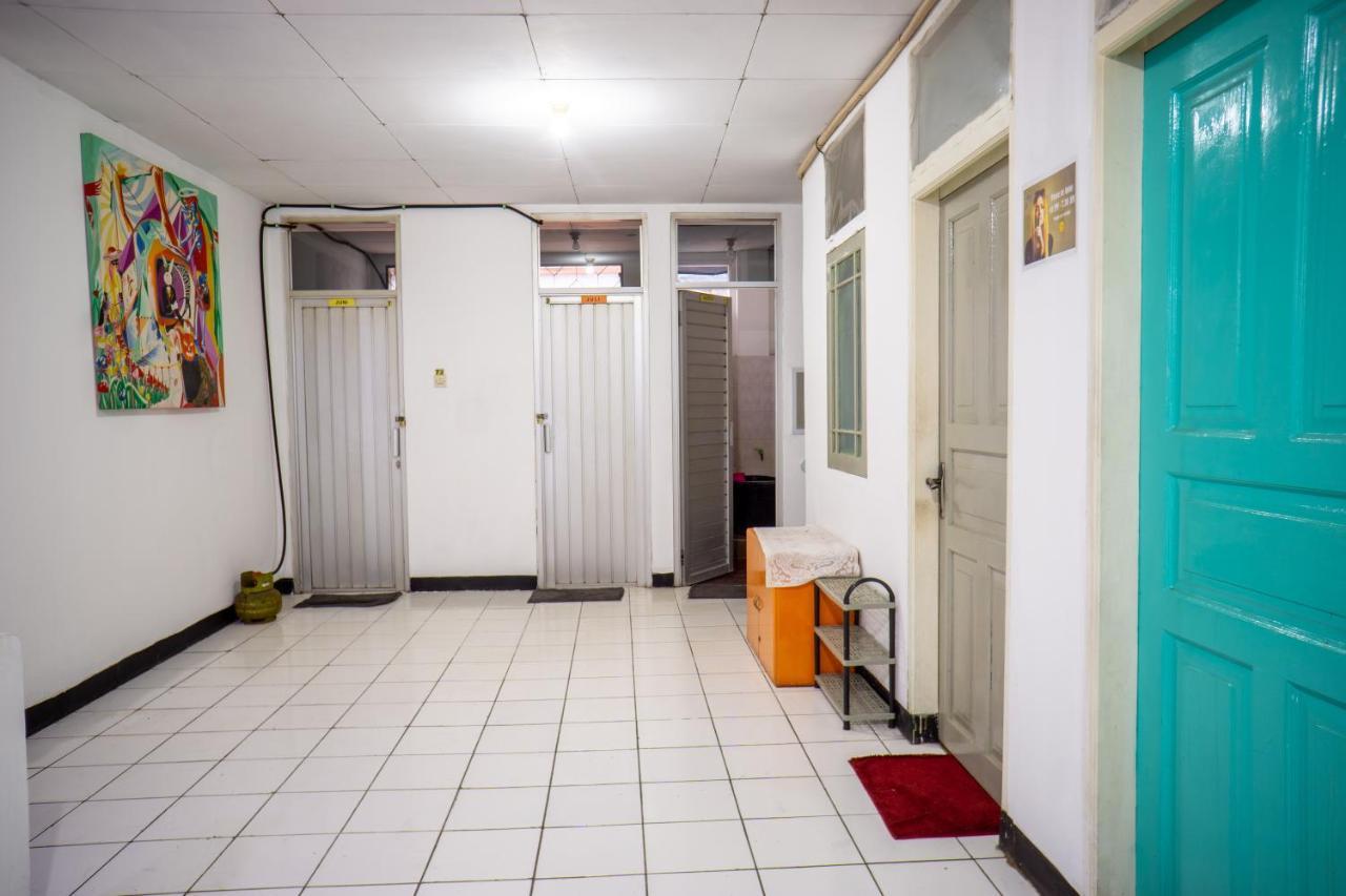 Zenrra Backpacker Bandung Exterior foto